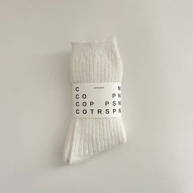 🌟 Kjøp 1, få 2 gratis🧦 Myke ullsokker, et koselig og varmt must-have