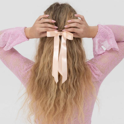 🎀 Magnetische Haarspange mit Satinschleife – sicherer Halt, eleganter Stil, keine Haarschäden! ✨💕