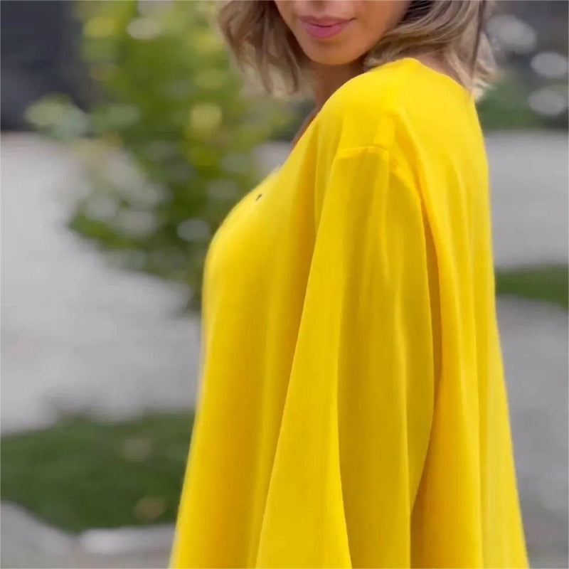 ENSFARGET AVSLAPPET LANGERMET SKJORTE