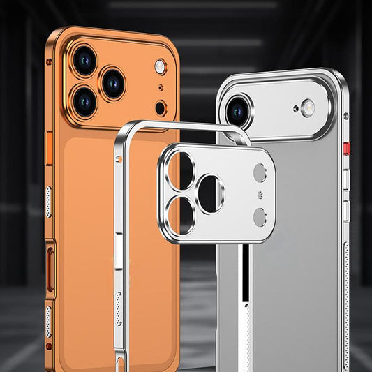 iPhone-Hülle mit blankem Metallrahmen, Wärmeableitungsfunktion und Seepferdchen-Schnalle