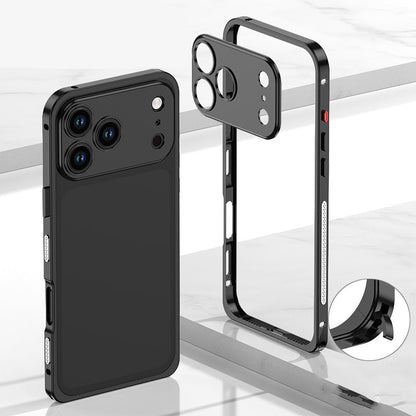 iPhone-Hülle mit blankem Metallrahmen, Wärmeableitungsfunktion und Seepferdchen-Schnalle